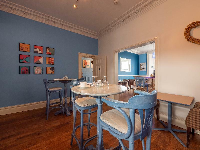 OYO Pier Hotel Rhyl Extérieur photo
